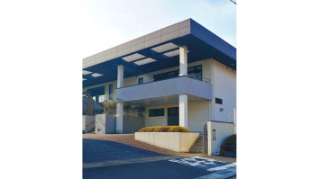 日本秀一化粧品株式会社