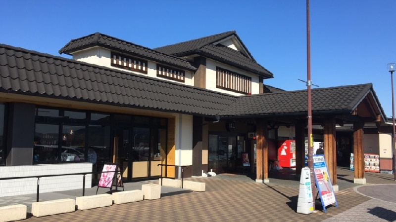 株式会社トモテツセブン