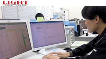 株式会社ライト光機製作所