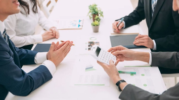 株式会社みどりホールディングス