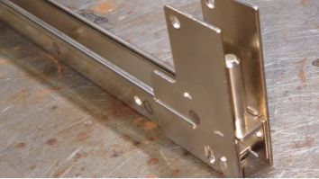 日栄工業株式会社